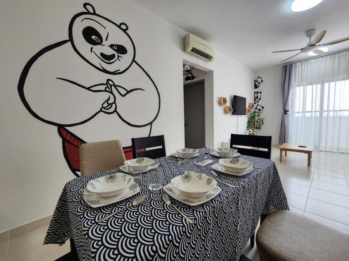 Netflix Panda House 3B2R Rimbayu Kota Kemuning With Atari Games Apartment Teluk Panglima Garang ภายนอก รูปภาพ