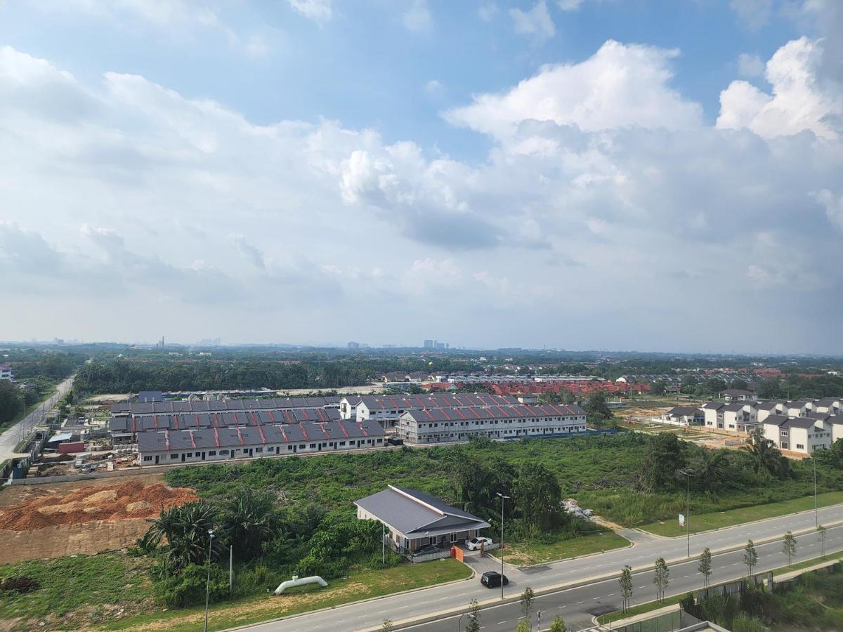 Netflix Panda House 3B2R Rimbayu Kota Kemuning With Atari Games Apartment Teluk Panglima Garang ภายนอก รูปภาพ