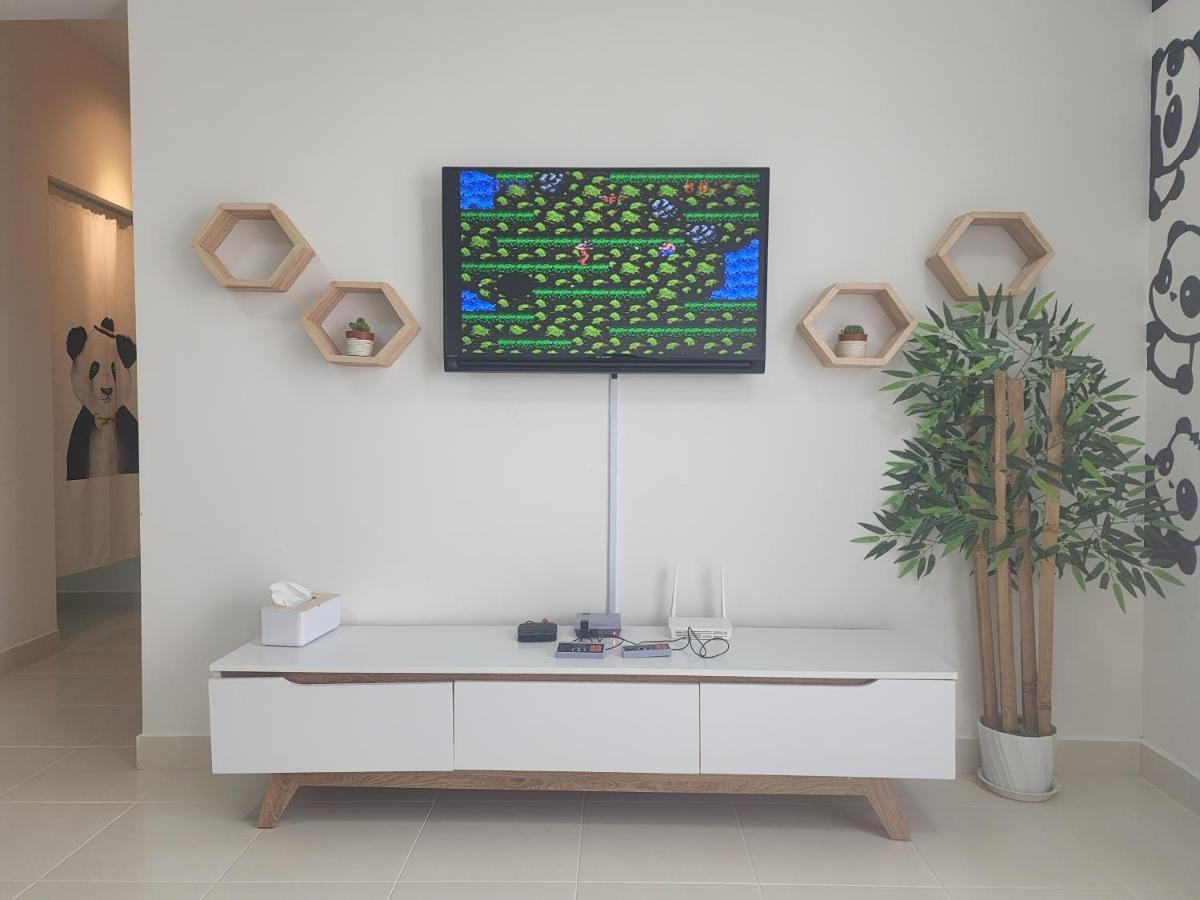 Netflix Panda House 3B2R Rimbayu Kota Kemuning With Atari Games Apartment Teluk Panglima Garang ภายนอก รูปภาพ